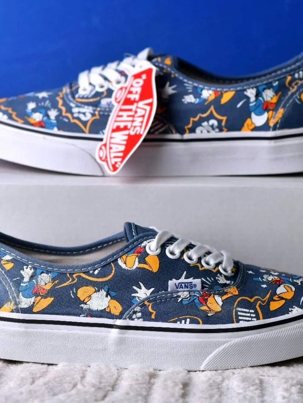 Pre-Owned! Size: 8 Men/9.5 Women | Vans Donald Duck